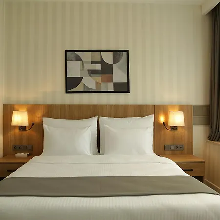 Tress Hotel 3*