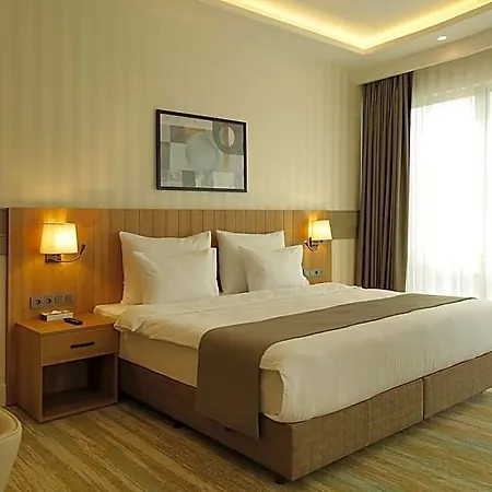 Tress Hotel 3*