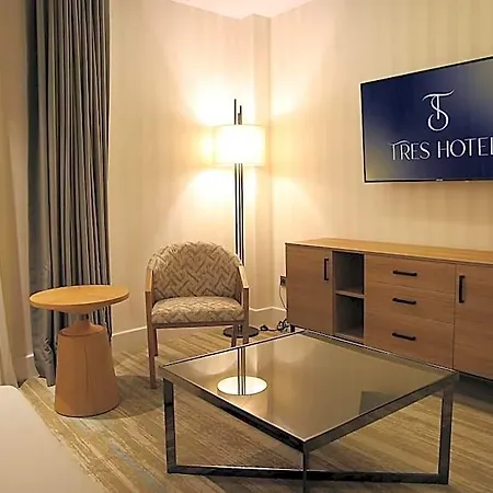 Hotel Tress